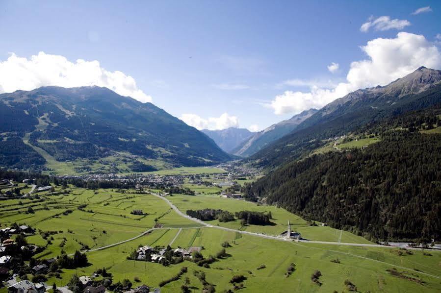 Hotel Nazionale Bormio Exteriör bild